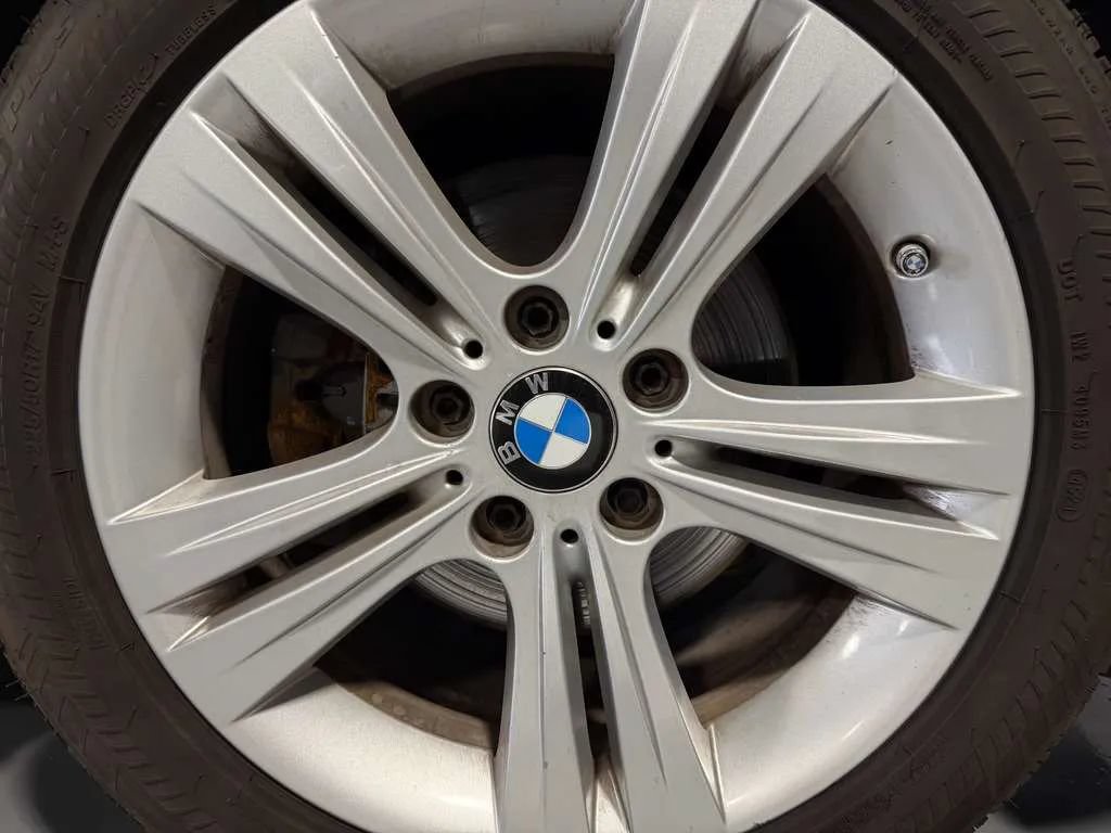 Used 2018 BMW 328d Sedan RWD image 10
