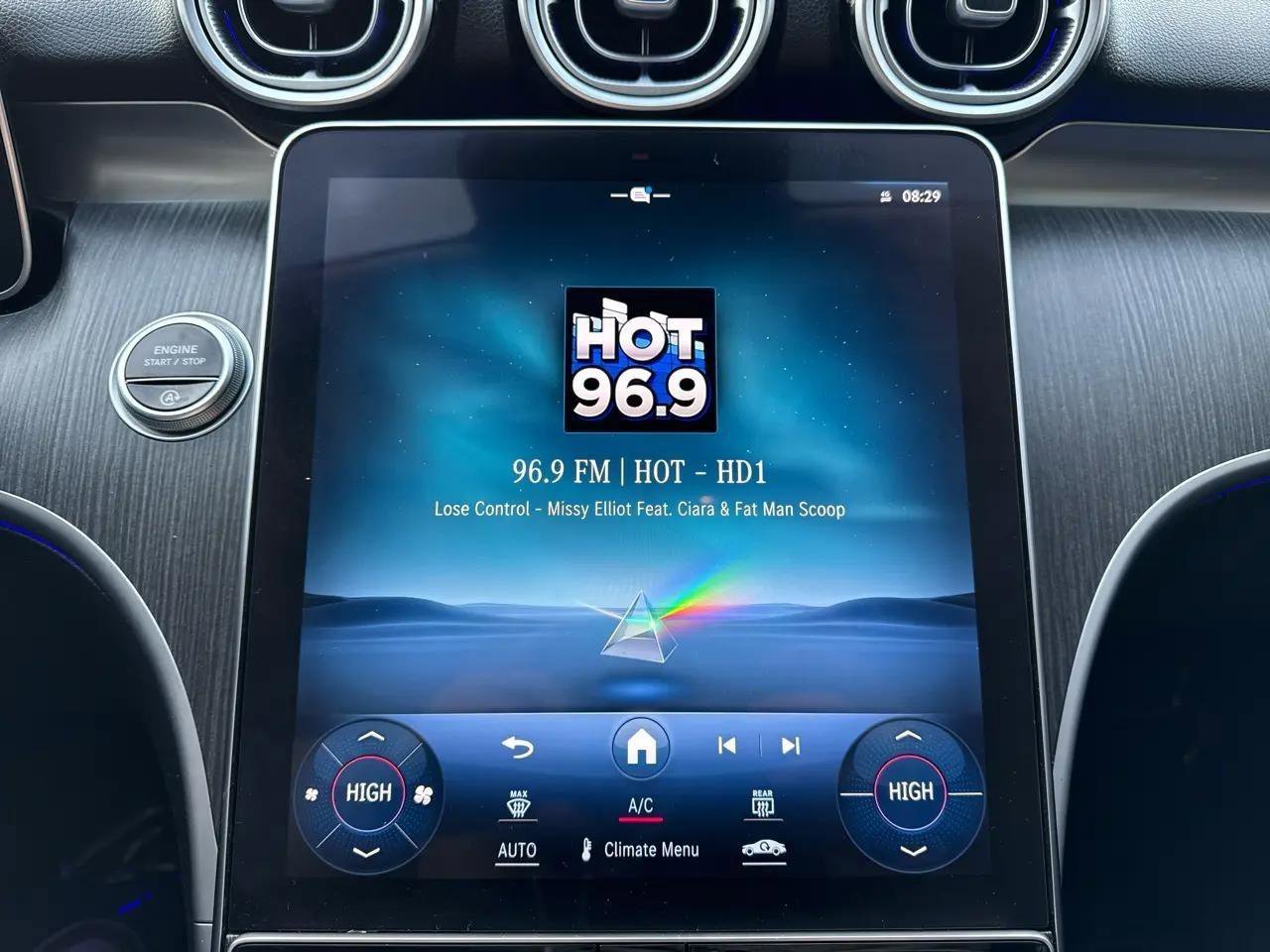 Used 2023 Mercedes-Benz C 300 4MATIC Sedan image 40