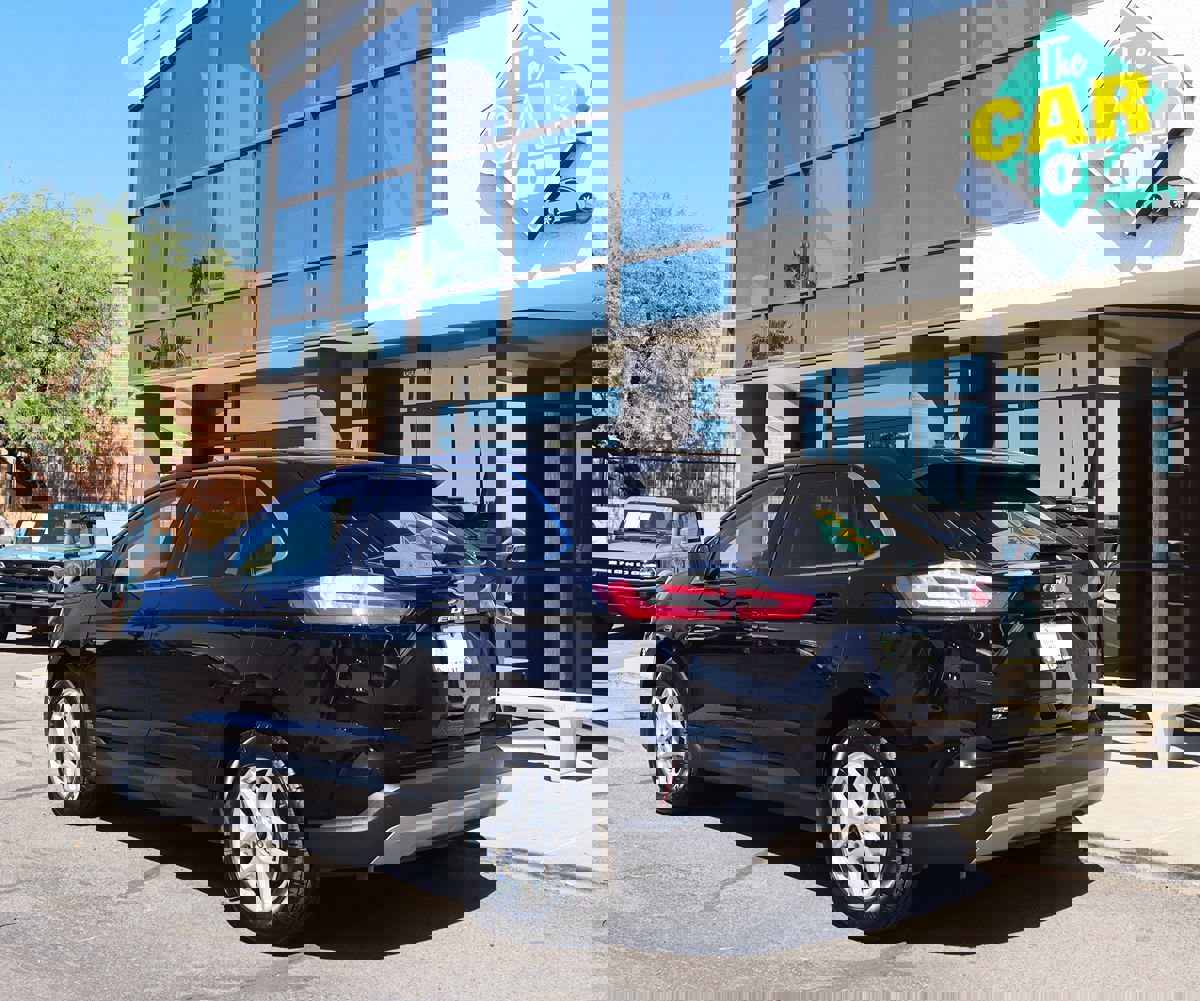 Used 2024 Ford Edge SEL image 9