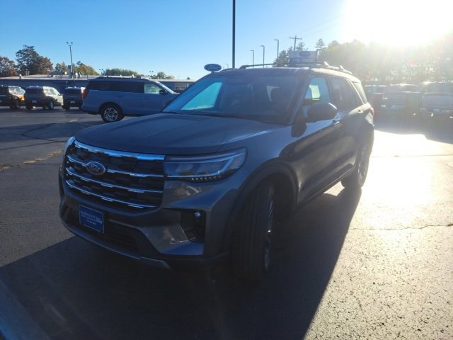New 2026 Ford Explorer Active image 4