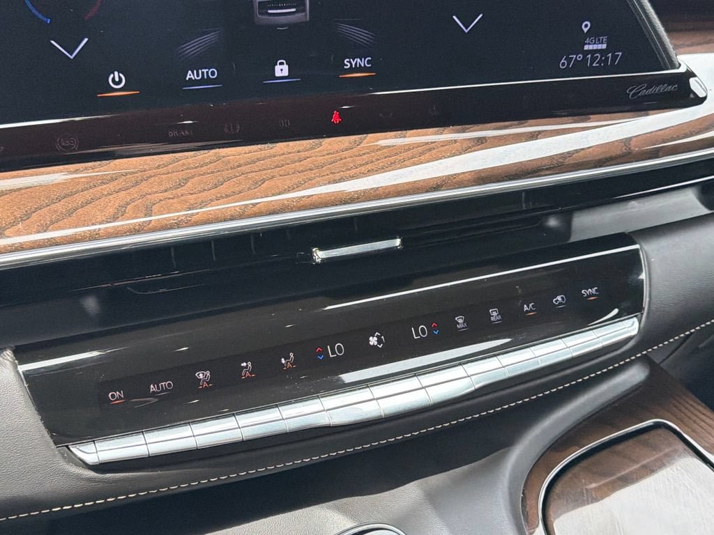 Certified 2024 Cadillac Escalade ESV Sport Platinum w/ LPO, ONYX Package AWD/4WD image 10
