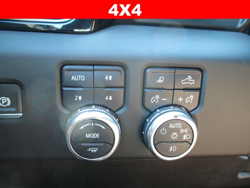 Used 2024 GMC Sierra 2500 AT4 w/ AT4 Premium Plus Package image 32