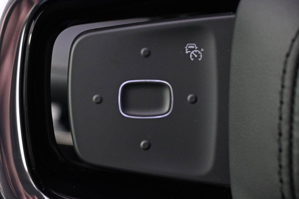 New 2026 Lincoln Nautilus Premier w/ Equipment Group 102A image 30