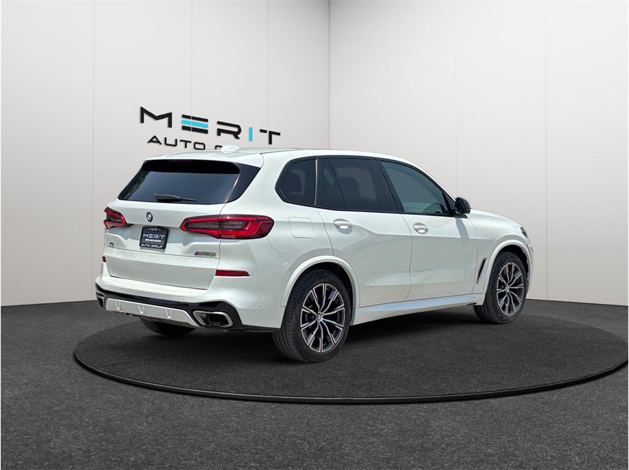 Used 2020 BMW X5 M50i AWD/4WD image 9