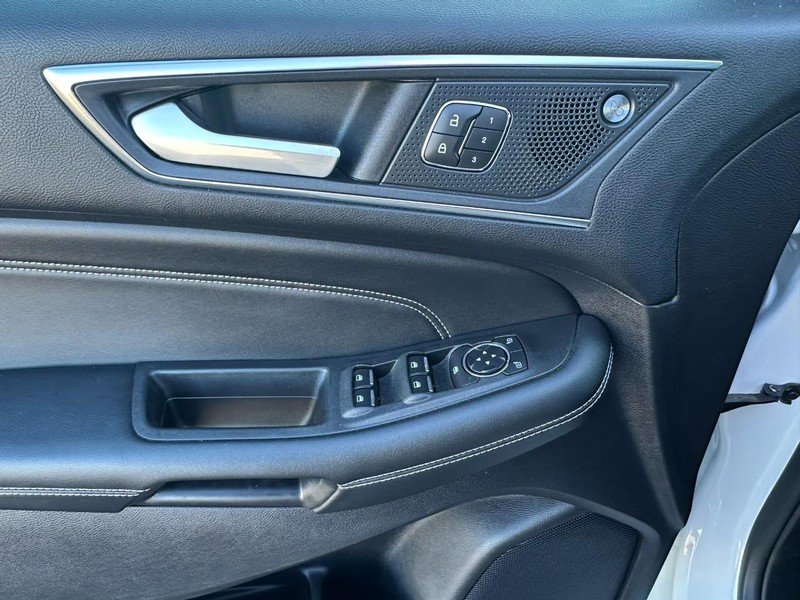 Used 2021 Ford Edge Titanium w/ Equipment Group 301A image 10