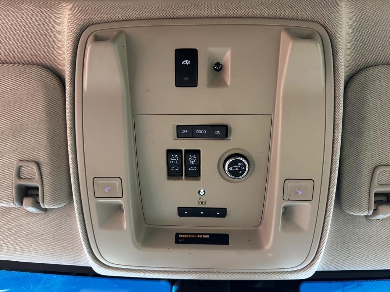 Used 2019 GMC Yukon Denali w/ Denali Ultimate Package AWD/4WD image 28