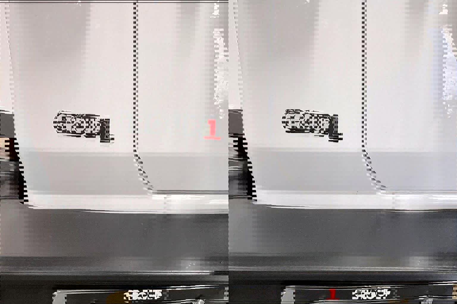 Used 2024 Jeep Wrangler Sahara w/ Safety Group image 31