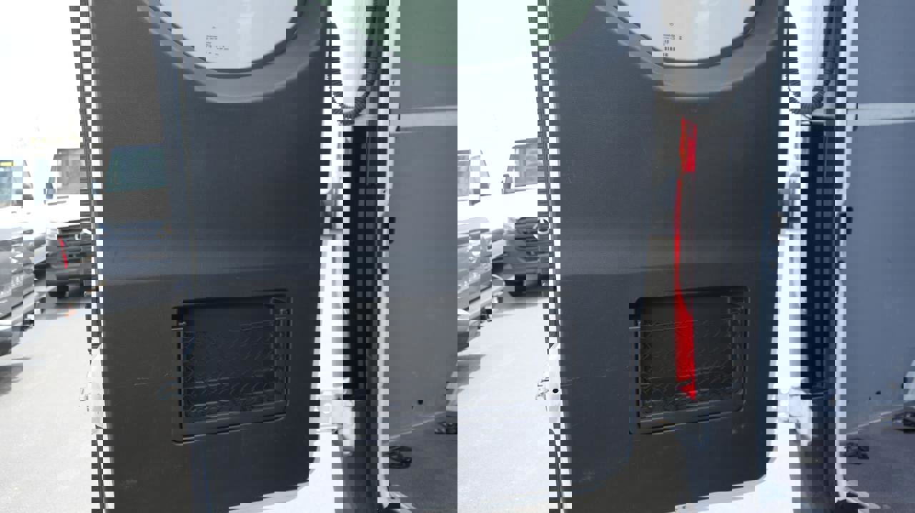 Used 2024 Mercedes-Benz Sprinter 144 Cargo image 17