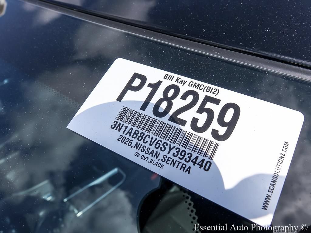 Used 2025 Nissan Sentra SV FWD image 27