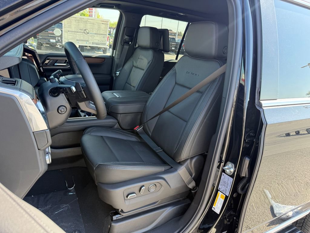 New 2026 GMC Yukon Denali AWD/4WD image 12