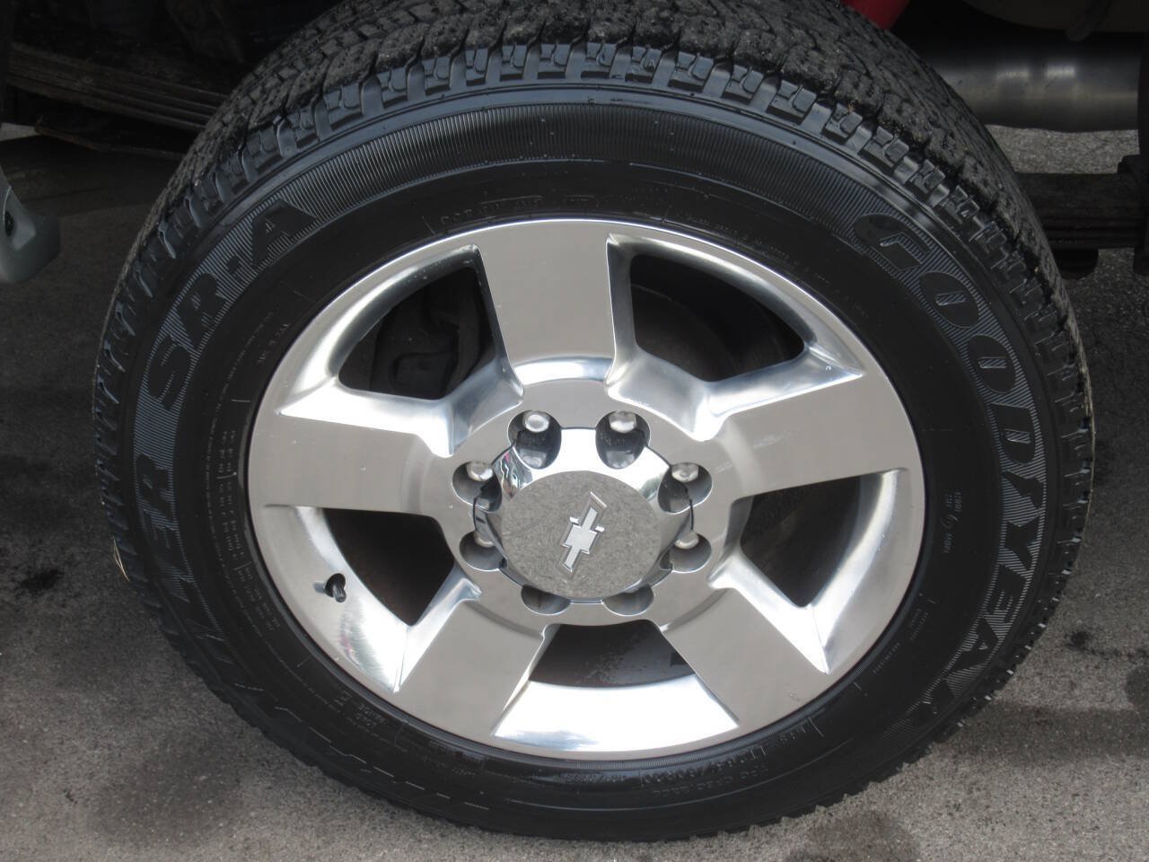 Used 2018 Chevrolet Silverado 2500 LTZ w/ Vortec Plus Package AWD/4WD image 8