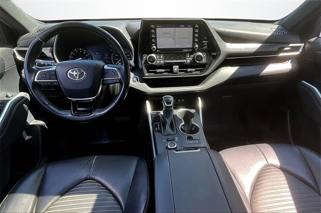 Used 2021 Toyota Highlander XSE image 7