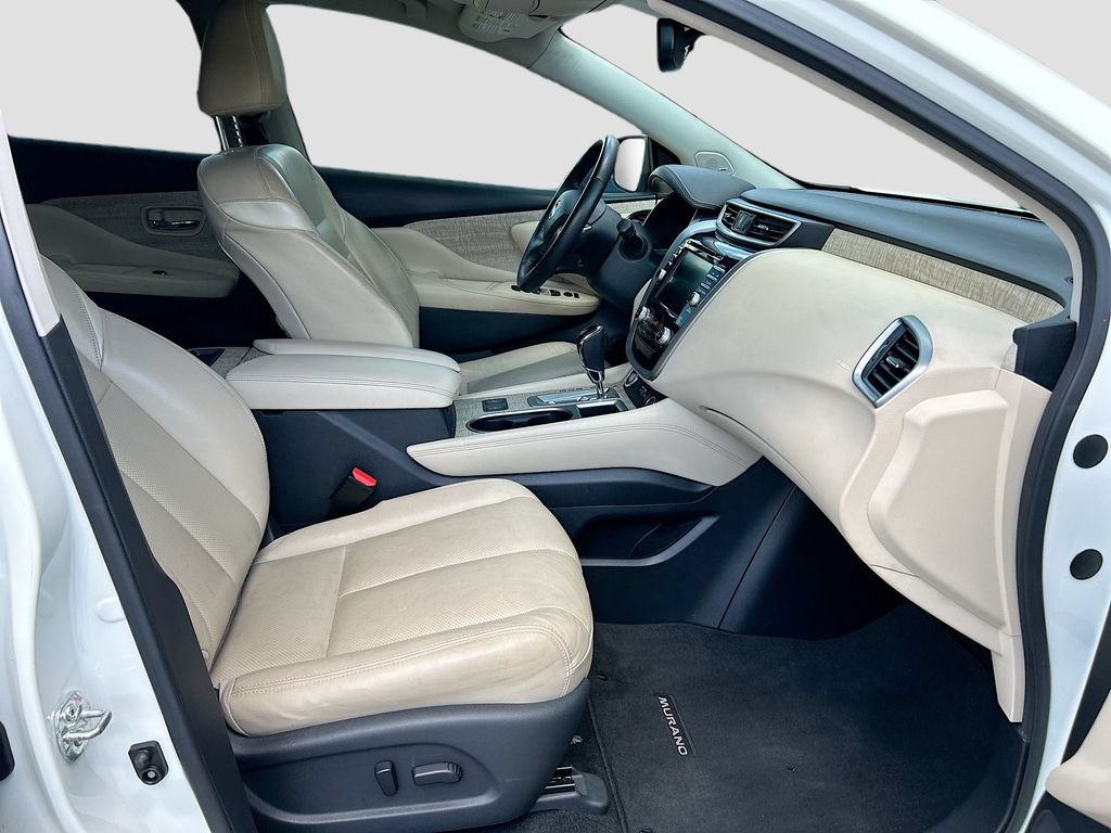 Used 2020 Nissan Murano SL w/ Moonroof Package FWD image 16