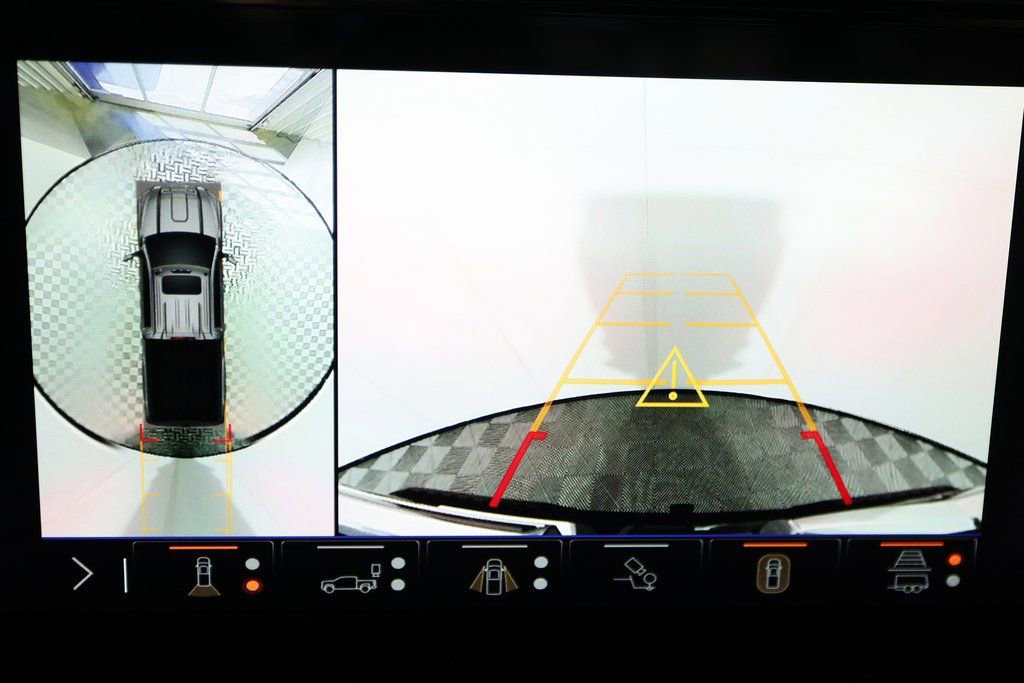 Used 2024 GMC Sierra 3500 Denali Ultimate image 37