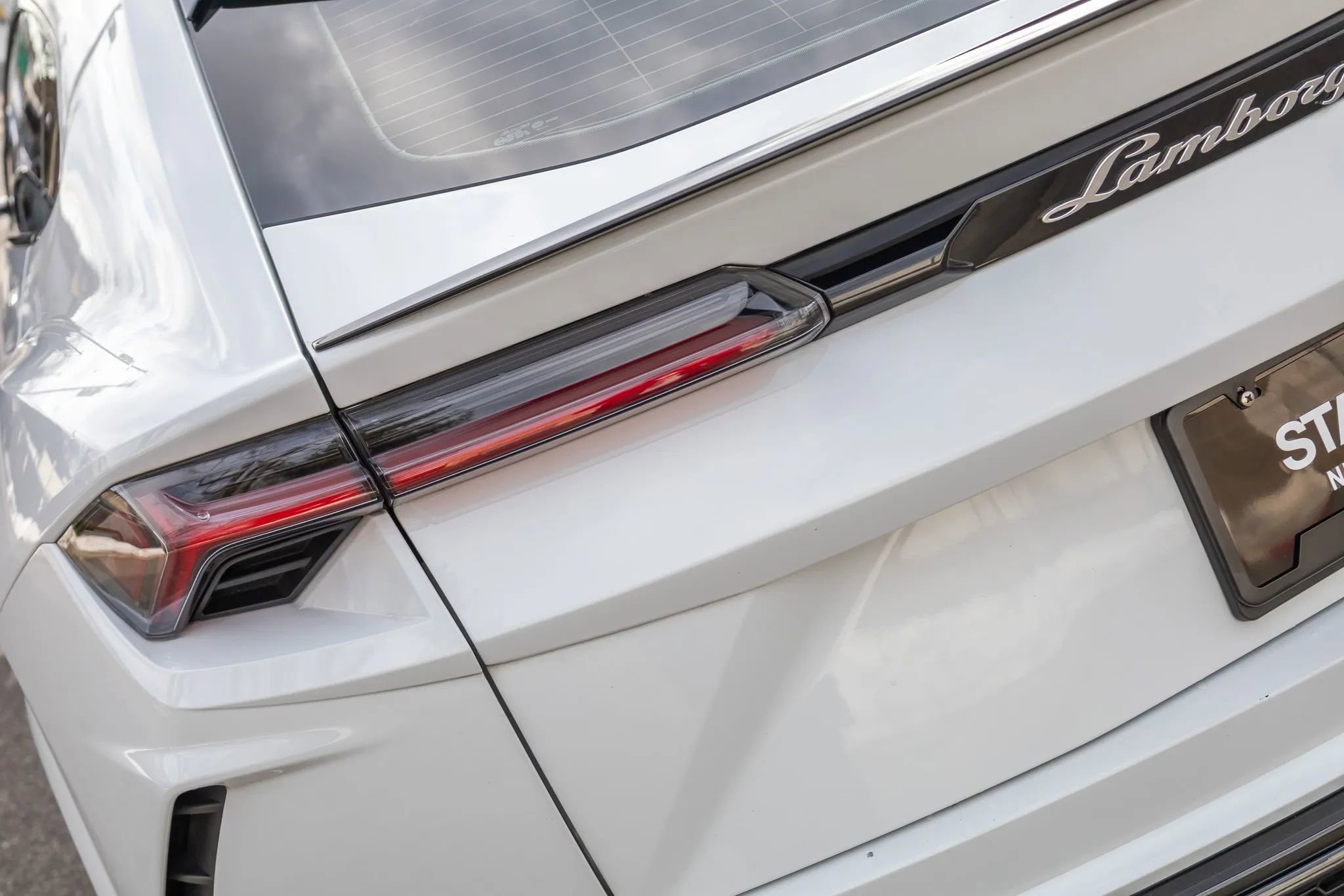 Used 2022 Lamborghini Urus image 29