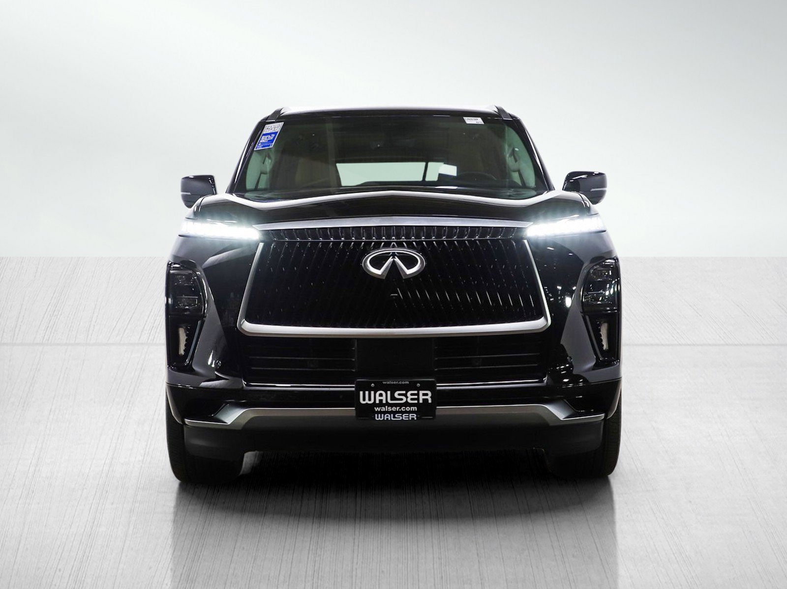 Used 2025 INFINITI QX80 Luxe AWD/4WD image 8