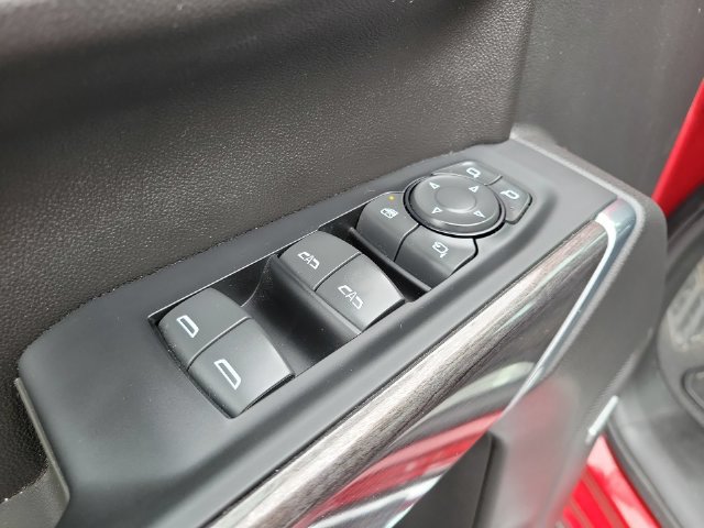 Certified 2022 Chevrolet Silverado 1500 LTZ w/ Technology Package AWD/4WD image 29