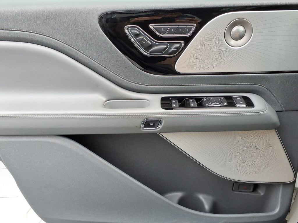 Used 2021 Lincoln Aviator Grand Touring w/ Equipment Group 302A image 21
