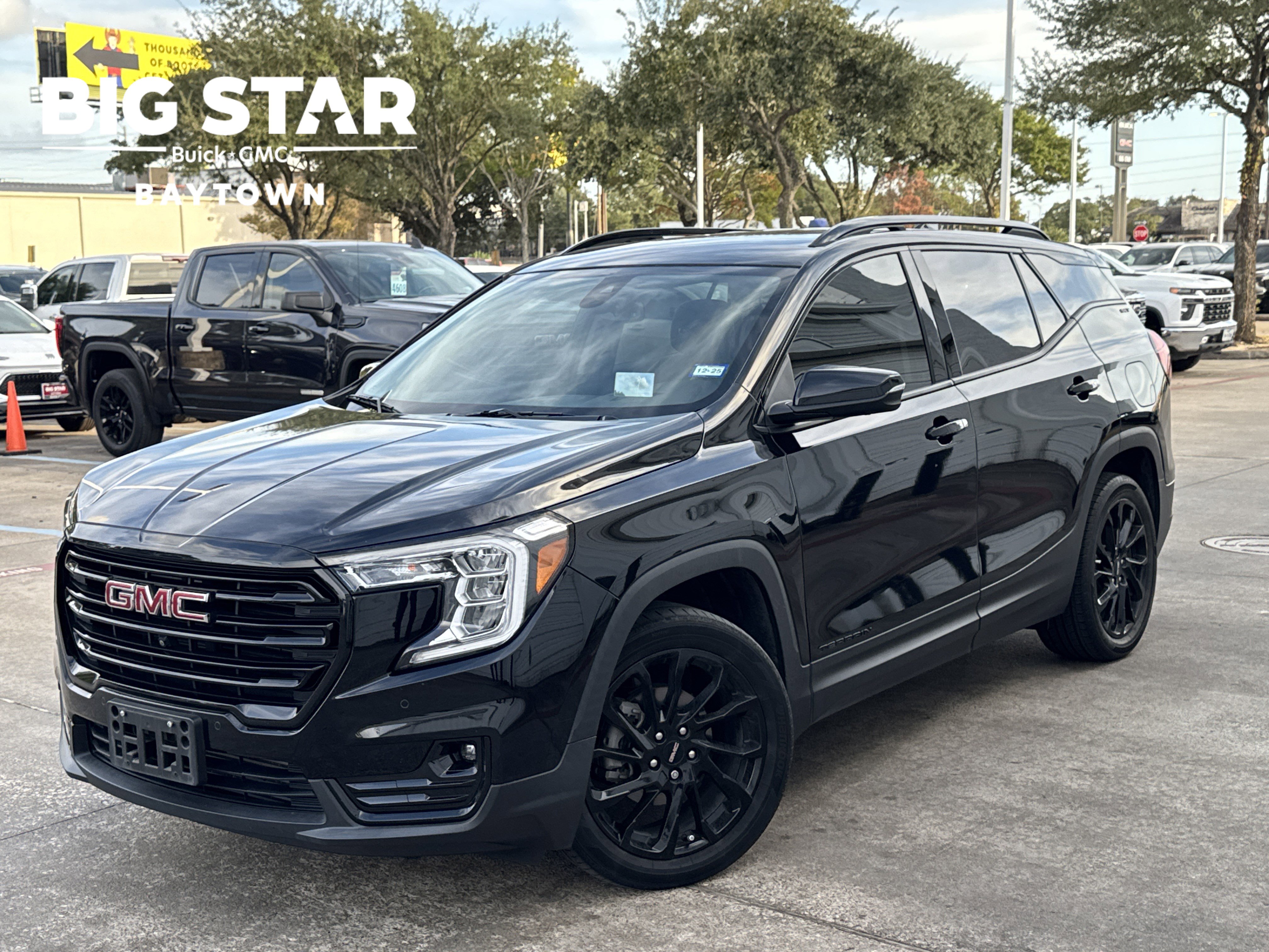 Used 2023 GMC Terrain SLT w/ Tech Package