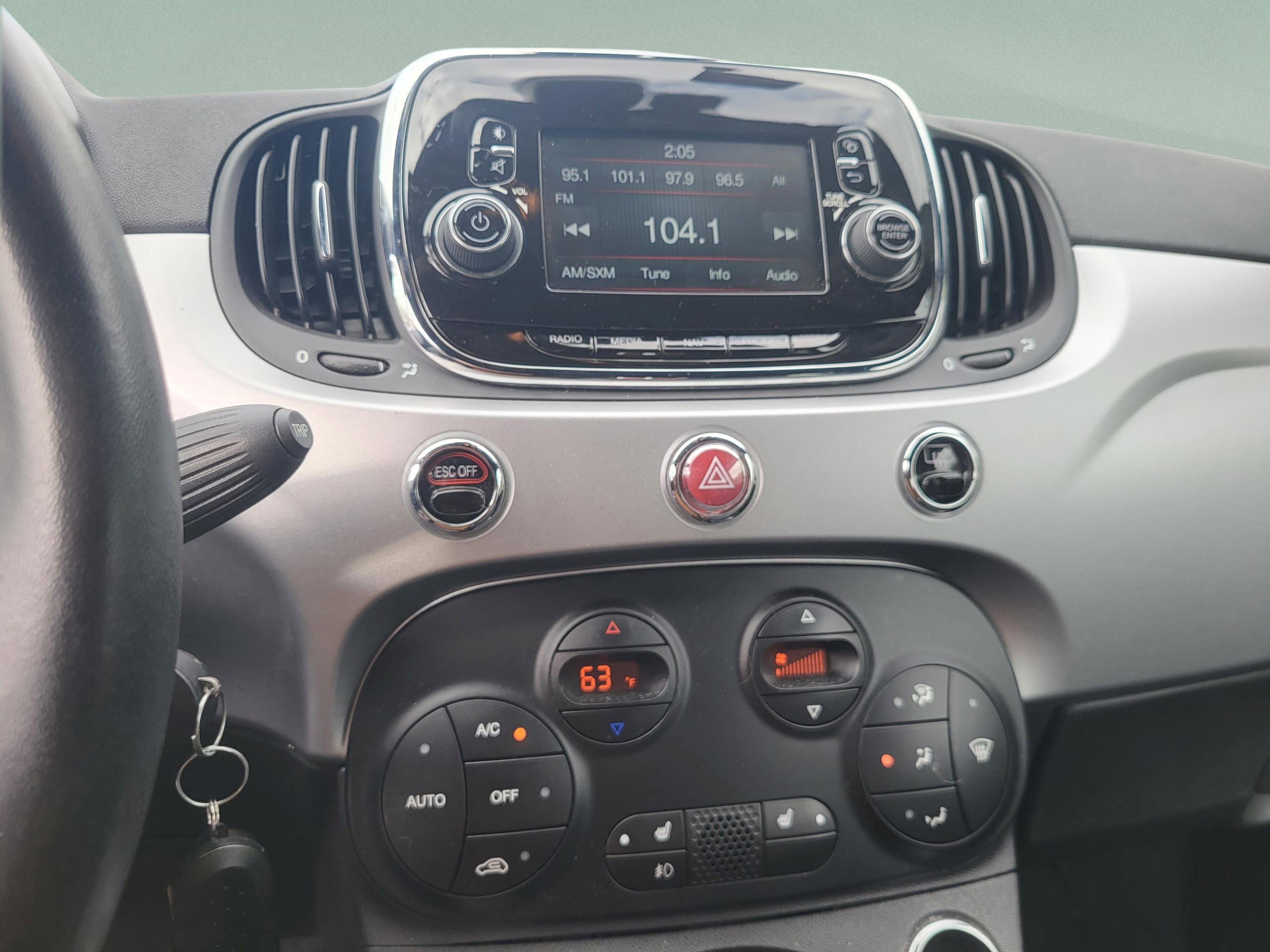 Used 2019 FIAT 500 e image 18