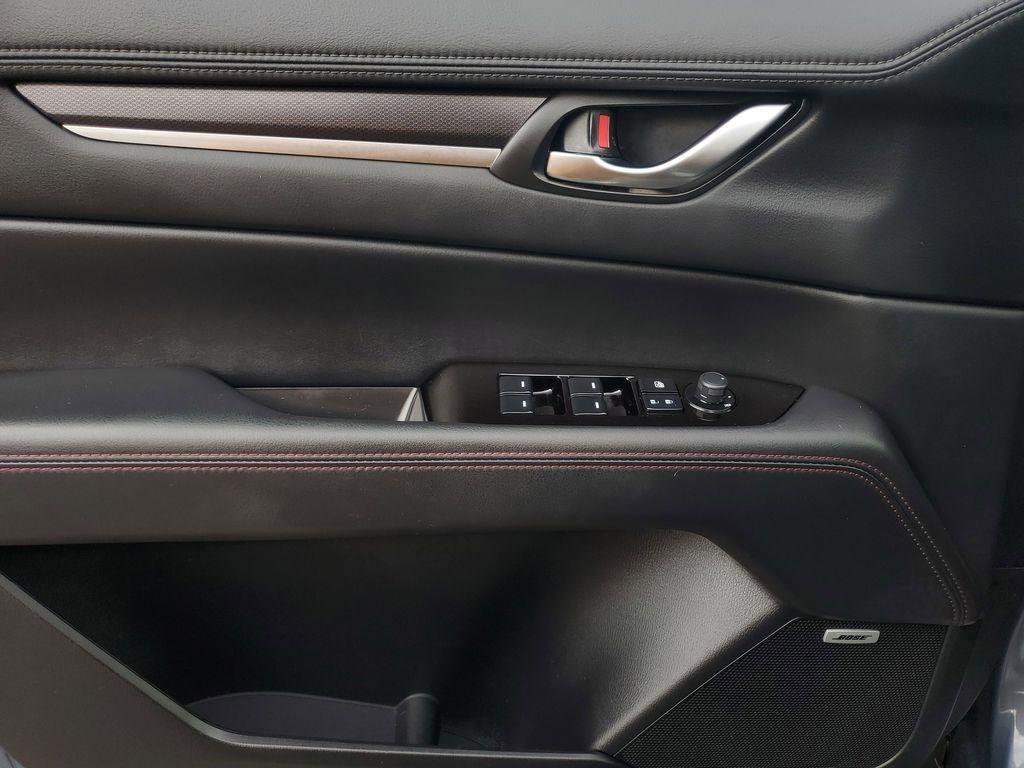 Used 2025 MAZDA CX-5 Carbon Edition image 12