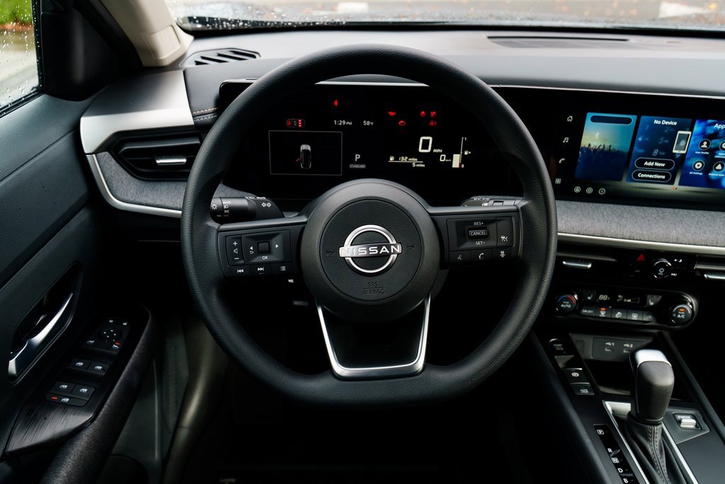 New 2026 Nissan Kicks SV image 12