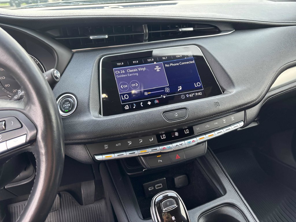 Used 2020 Cadillac XT4 Premium Luxury AWD/4WD image 14