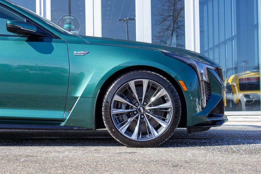Used 2025 Cadillac CT5 V Blackwing w/ Super Cruise 1 Package image 5