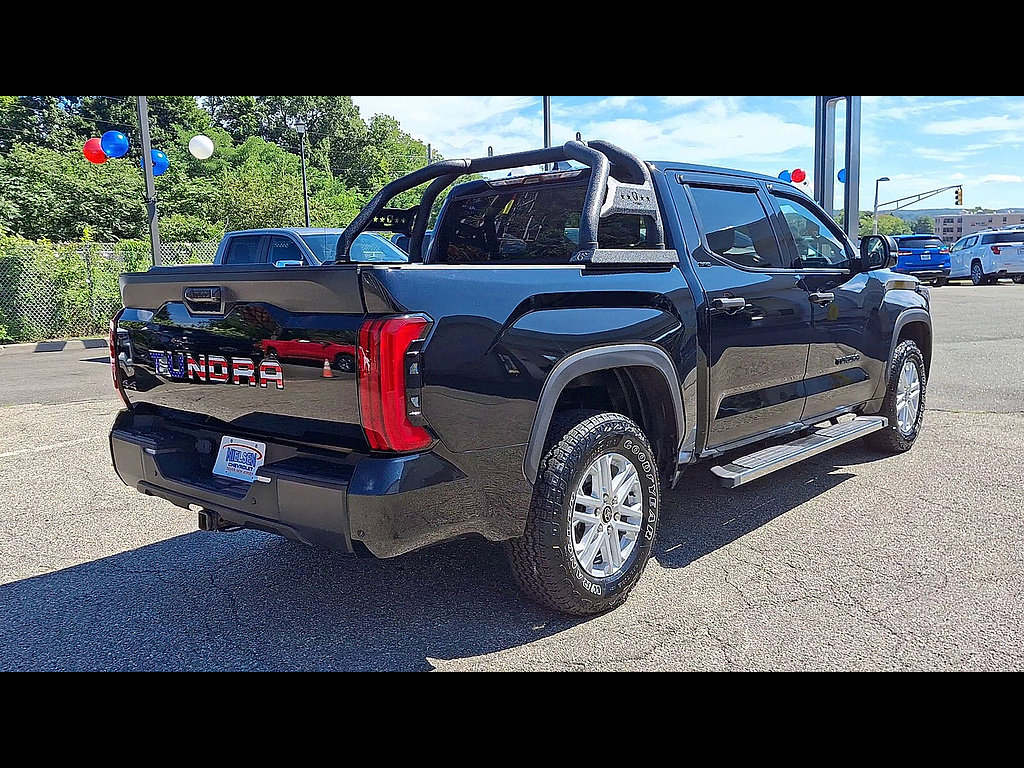 Used 2023 Toyota Tundra SR5 w/ SR5 Convenience Package AWD/4WD image 8