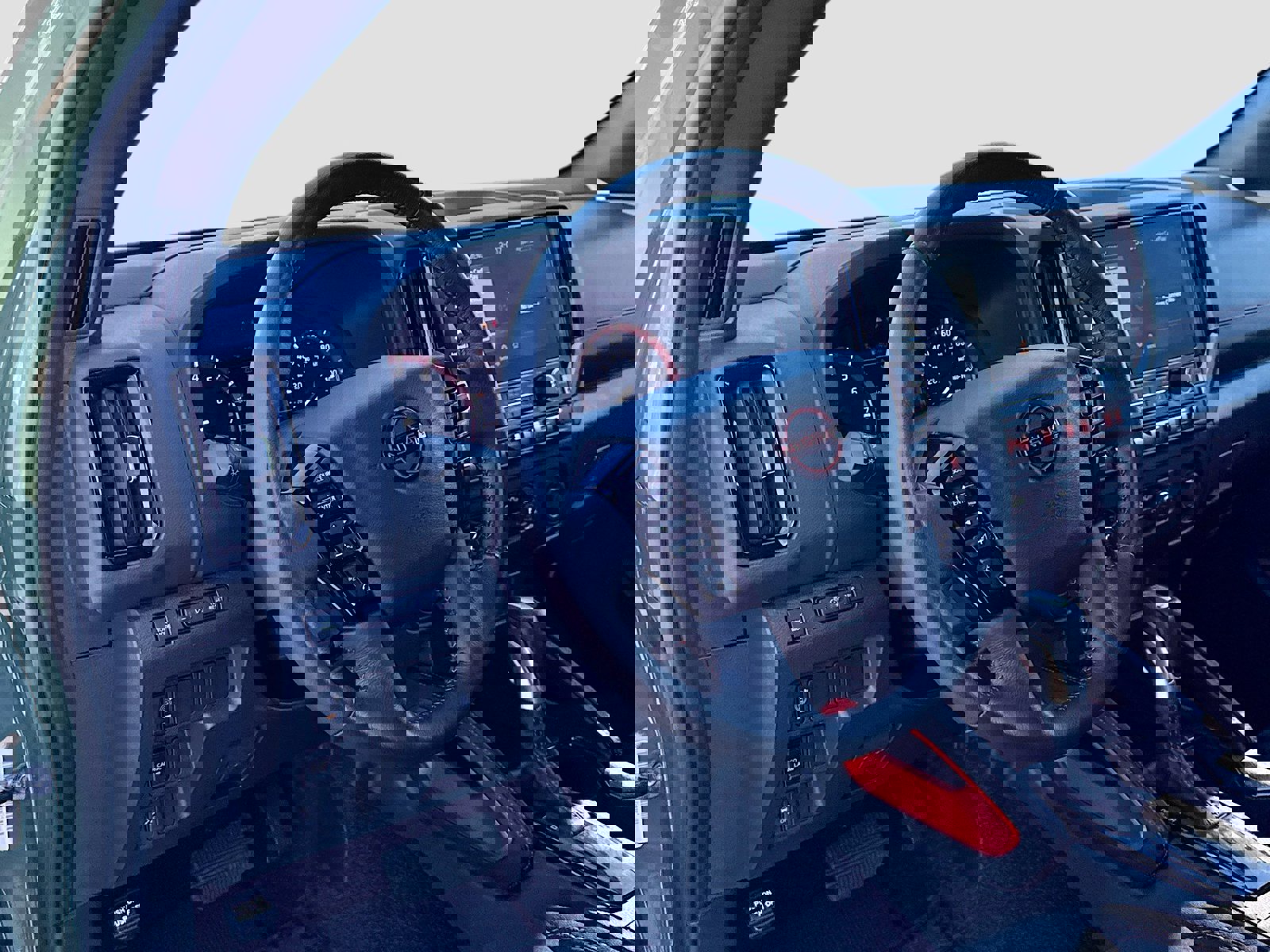 Used 2025 Nissan Frontier Pro-X image 20