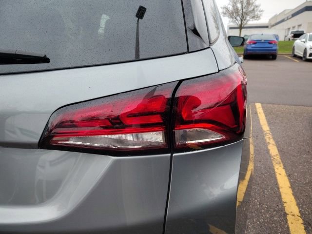 Used 2024 Chevrolet Equinox LT w/ LPO, Floor Liner Package image 10