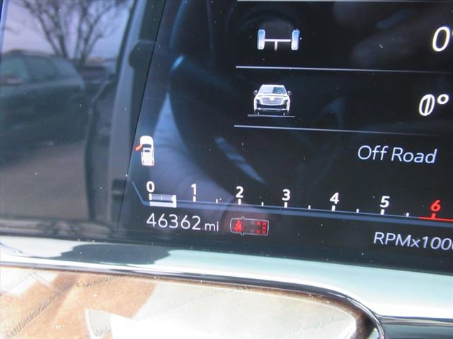Used 2023 Cadillac Escalade Premium Luxury Platinum w/ LPO, Floor Liner Package AWD/4WD image 28