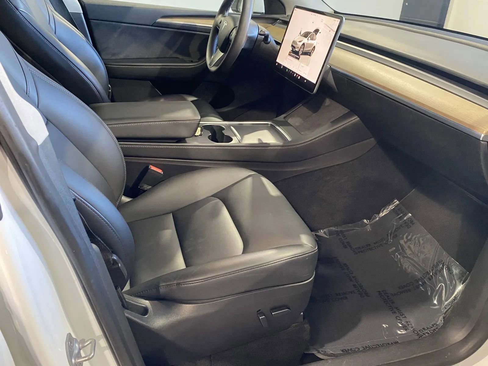 Used 2023 Tesla Model Y Long Range image 6