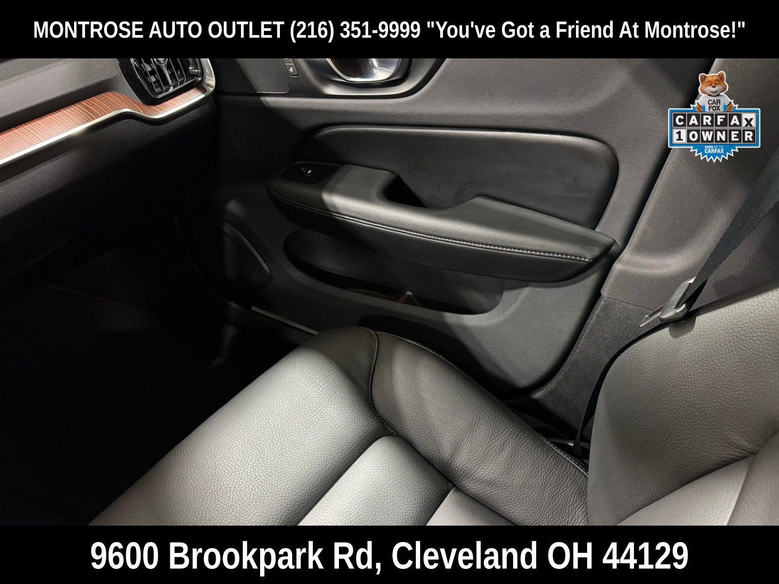 Used 2025 Volvo V60 B5 Cross Country Plus image 39