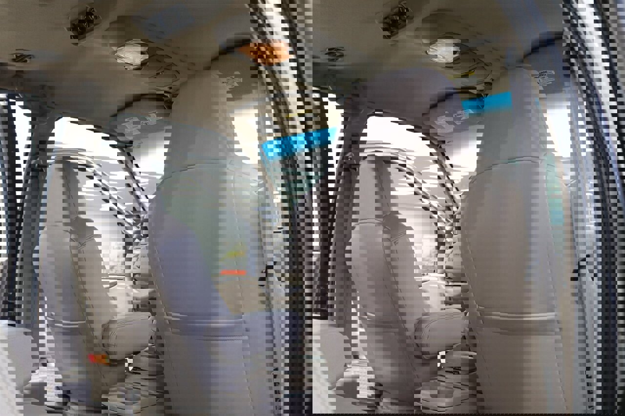 Used 2002 Ford Excursion Limited image 79