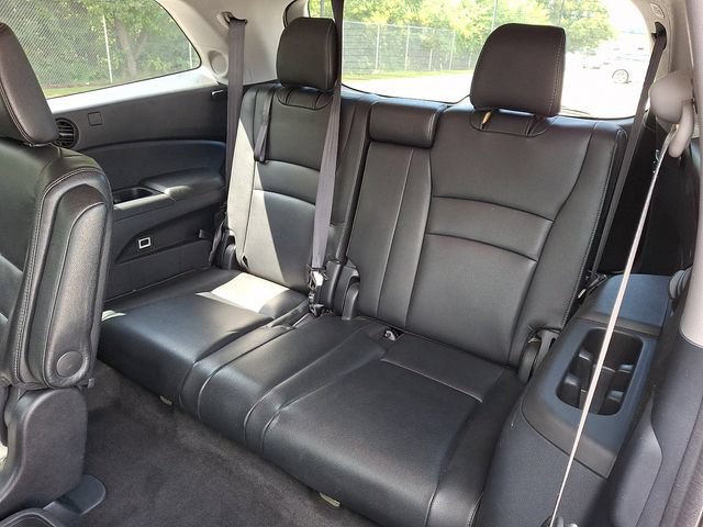 Used 2019 Honda Pilot Touring image 14