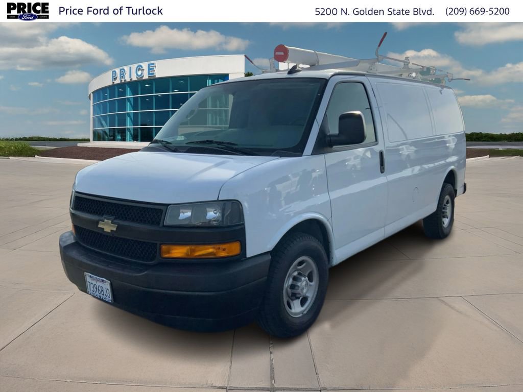 Used 2018 Chevrolet Express 2500 image 1