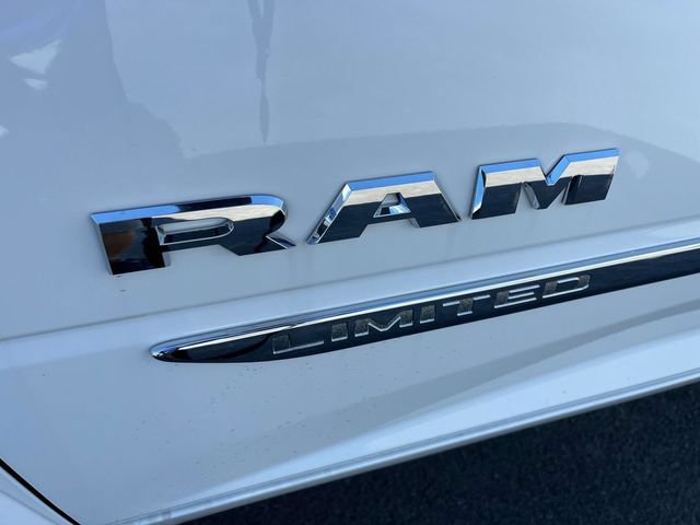 Used 2024 RAM 3500 Limited AWD/4WD image 16