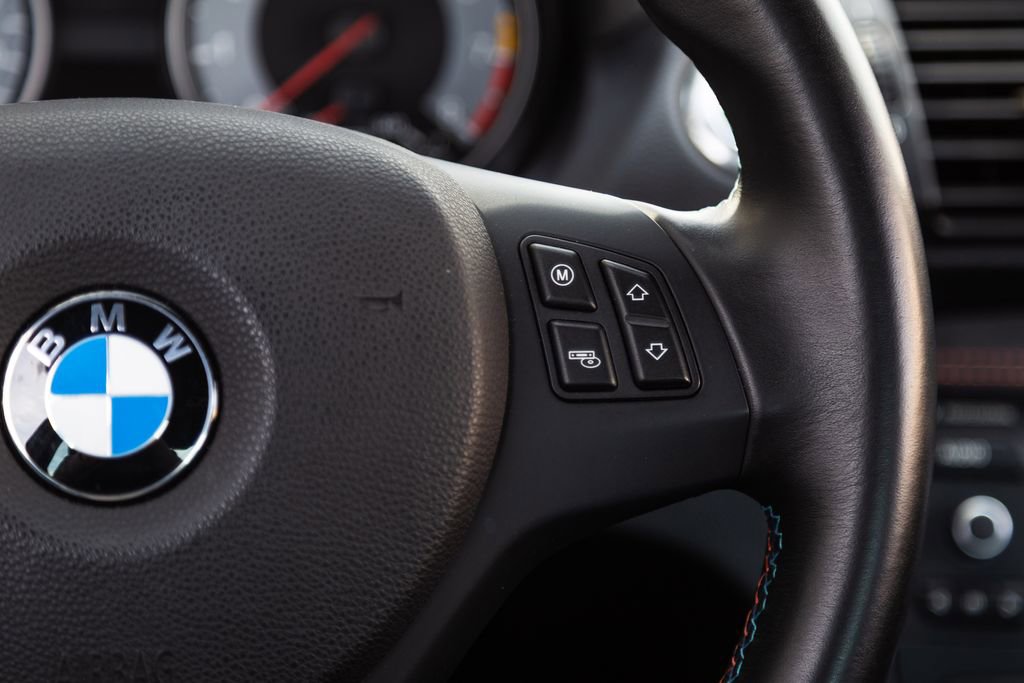 Used 2011 BMW 1 Series M image 28