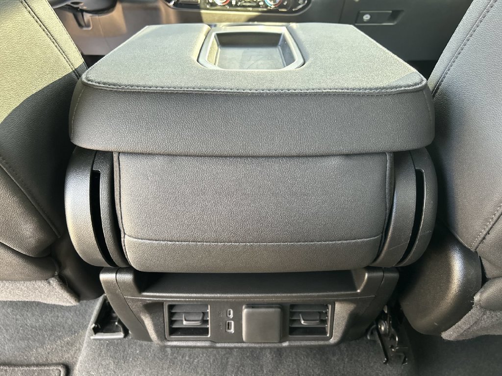 Certified 2026 GMC Sierra 1500 SLT RWD image 19