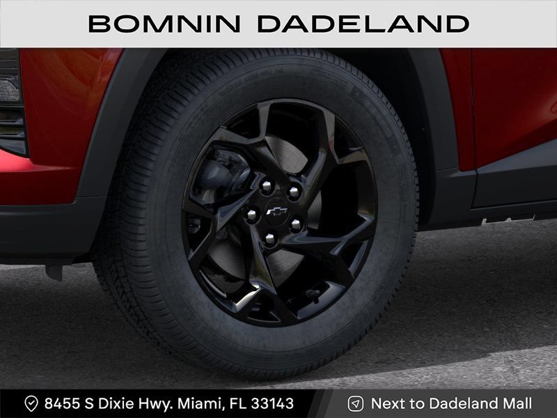 New 2026 Chevrolet Trax LT w/ Midnight Edition FWD image 9