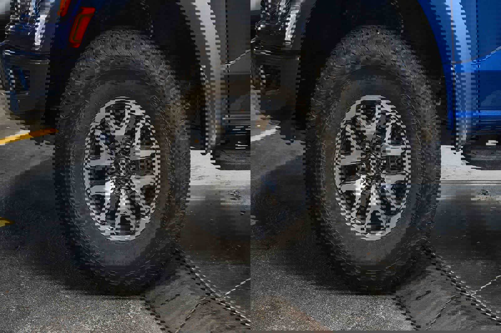 Used 2022 Ford F150 Raptor w/ Equipment Group 801A High image 6