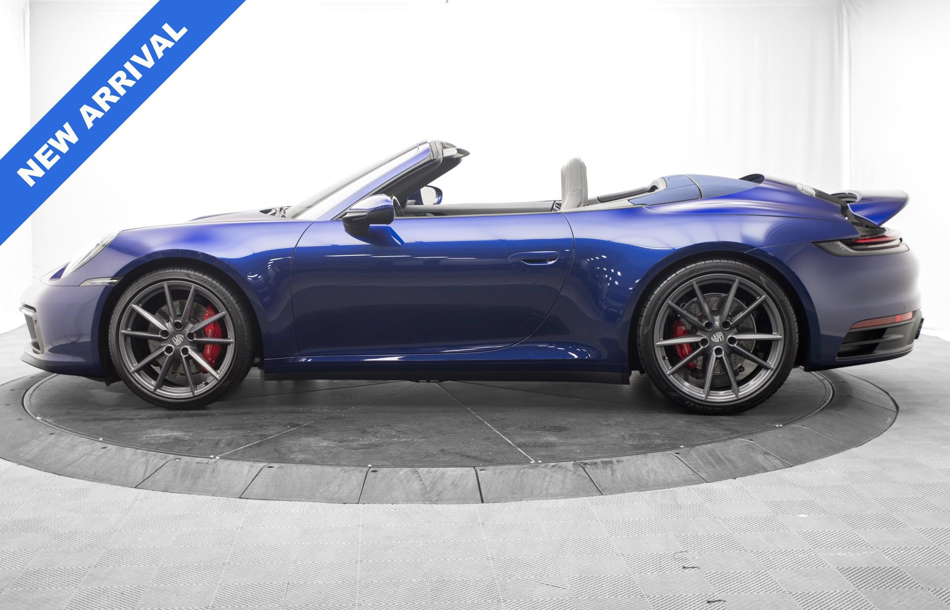 Used 2020 Porsche 911 Carrera S RWD image 6