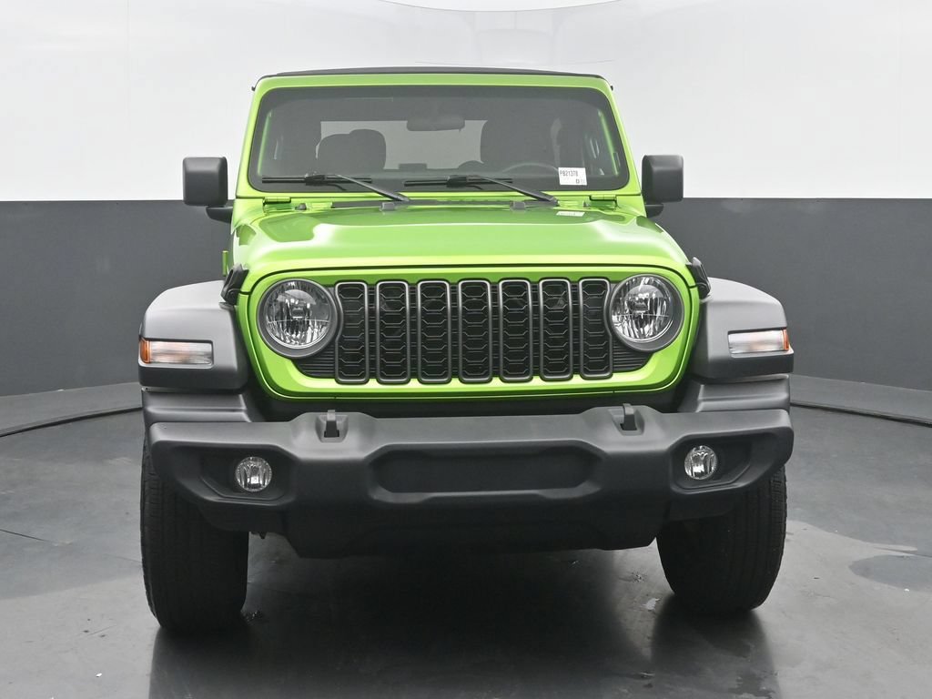 Used 2025 Jeep Wrangler Sport AWD/4WD image 8