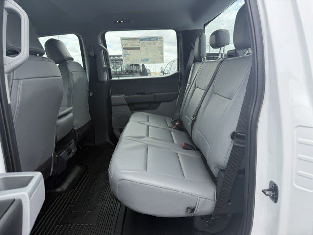 New 2026 Ford F350 XL w/ FX4 Off-Road Package AWD/4WD image 9