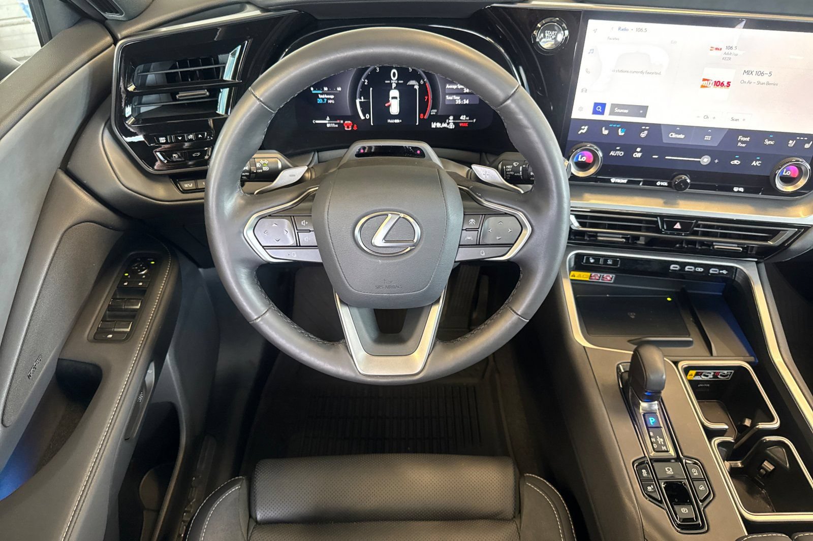 Used 2025 Lexus TX 350 AWD w/ Technology Package image 15