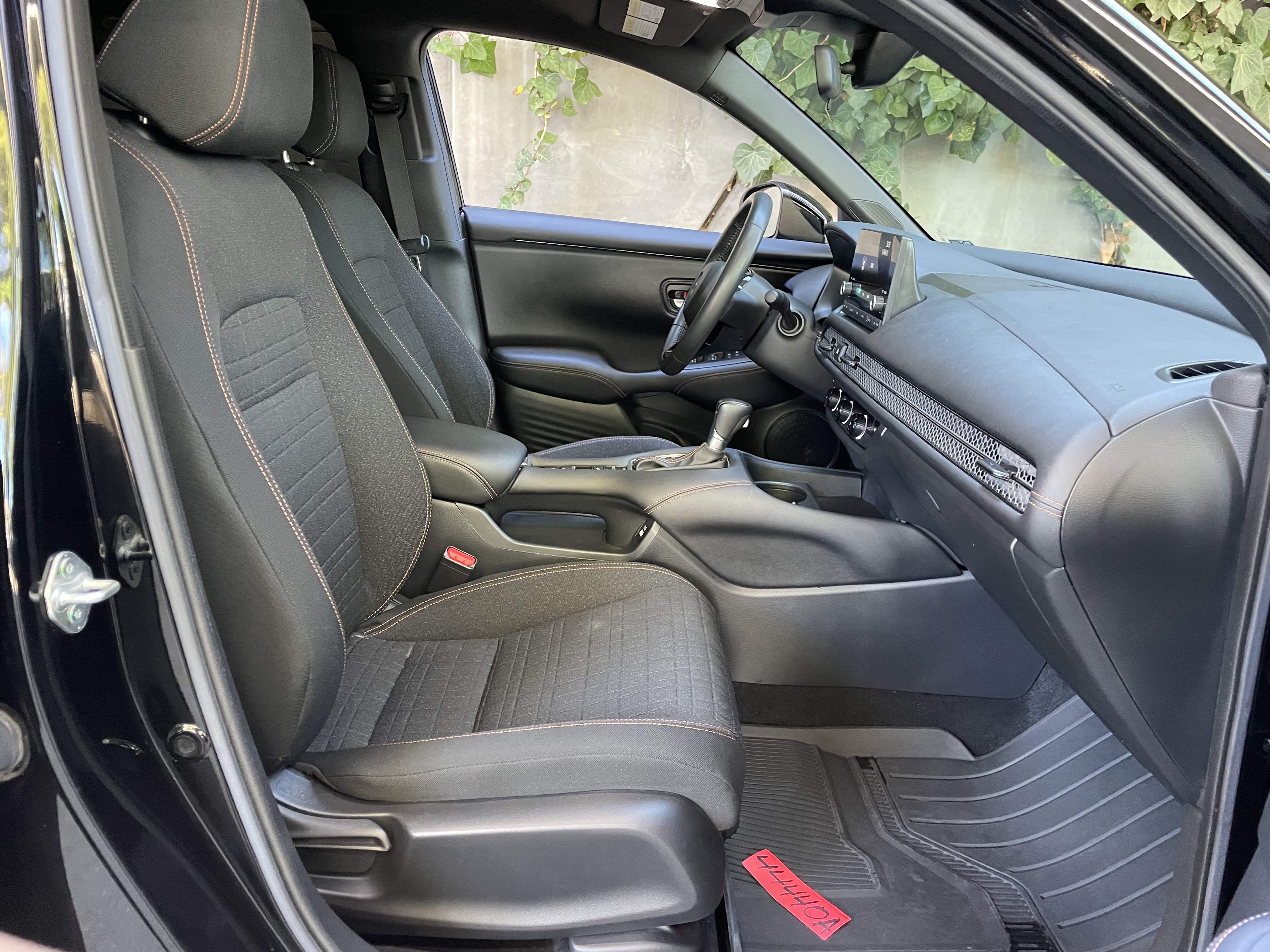 Used 2023 Honda HR-V Sport image 10