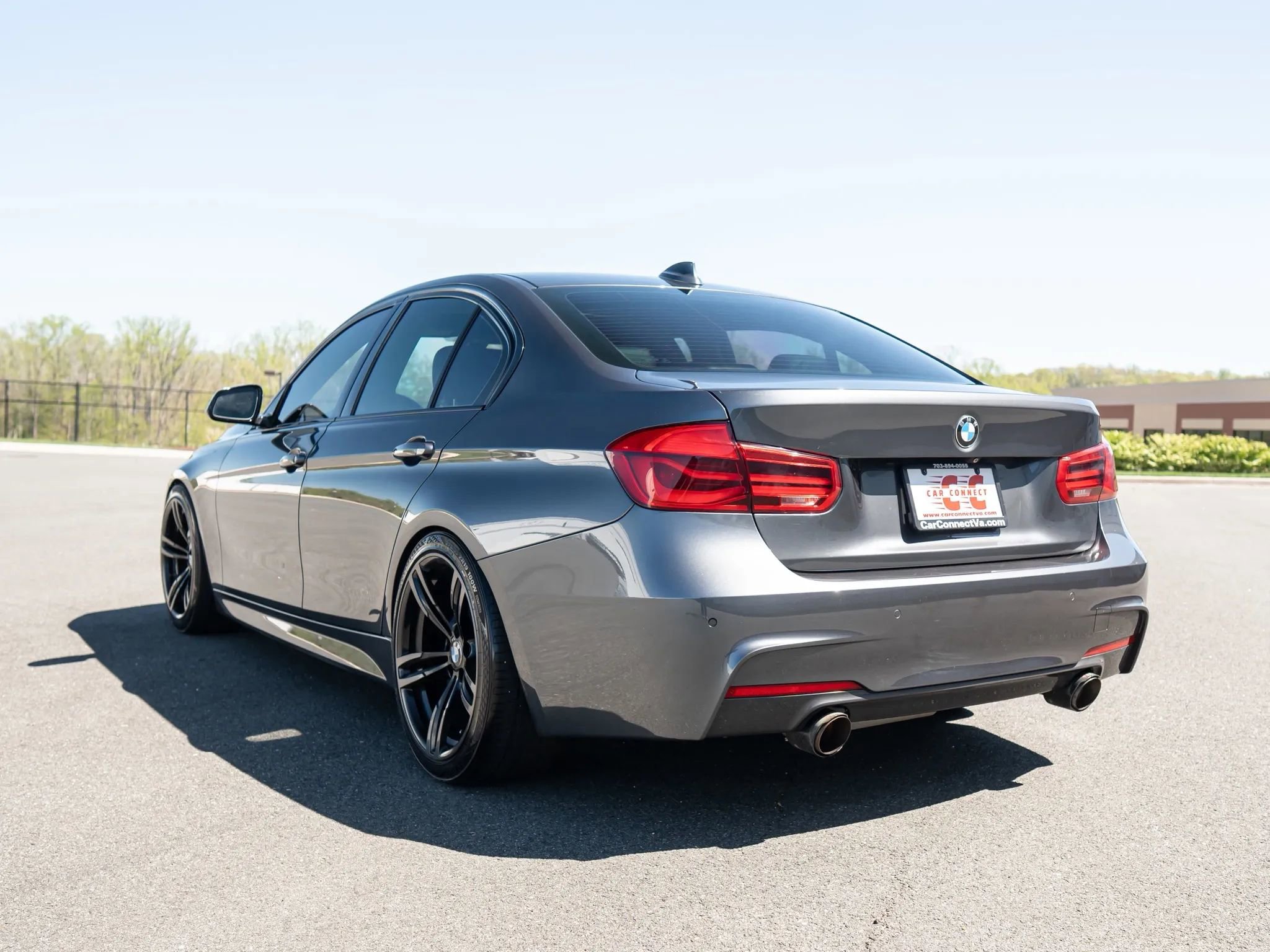 Used 2018 BMW 340i xDrive Sedan w/ Premium Package AWD/4WD image 4