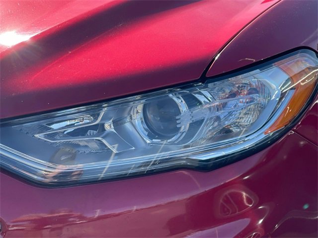 Used 2020 Ford Fusion SE image 8