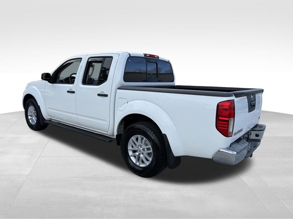 Used 2019 Nissan Frontier SV image 5